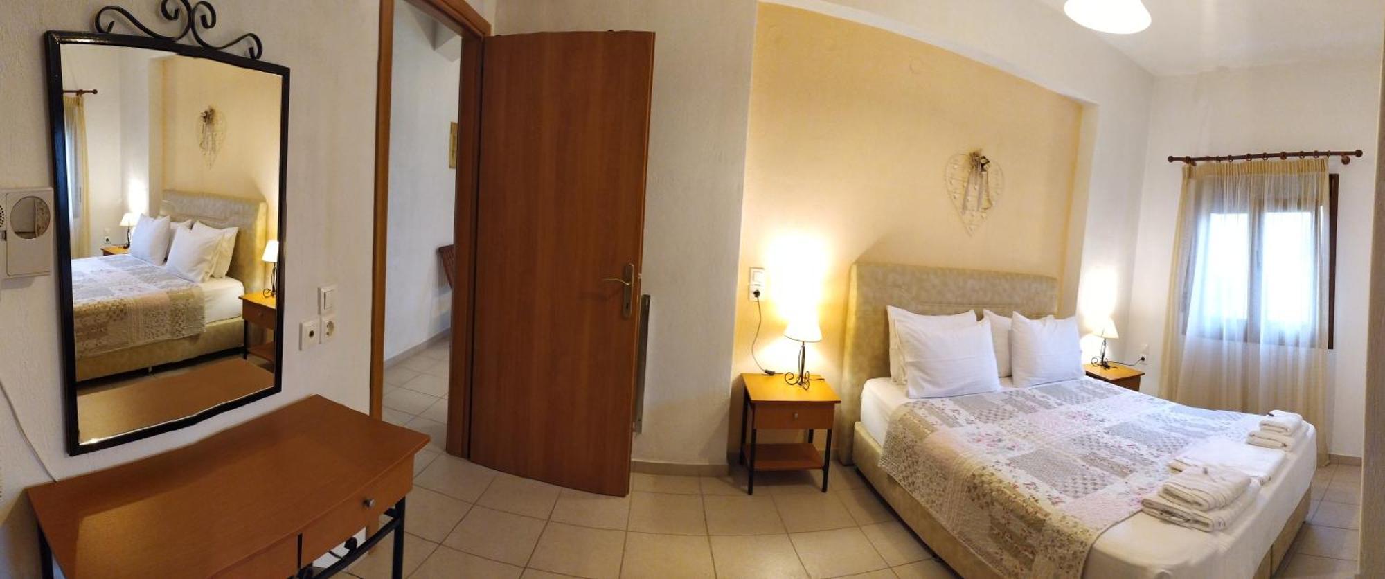Remvi Apartments Skopelos Pokoj fotografie